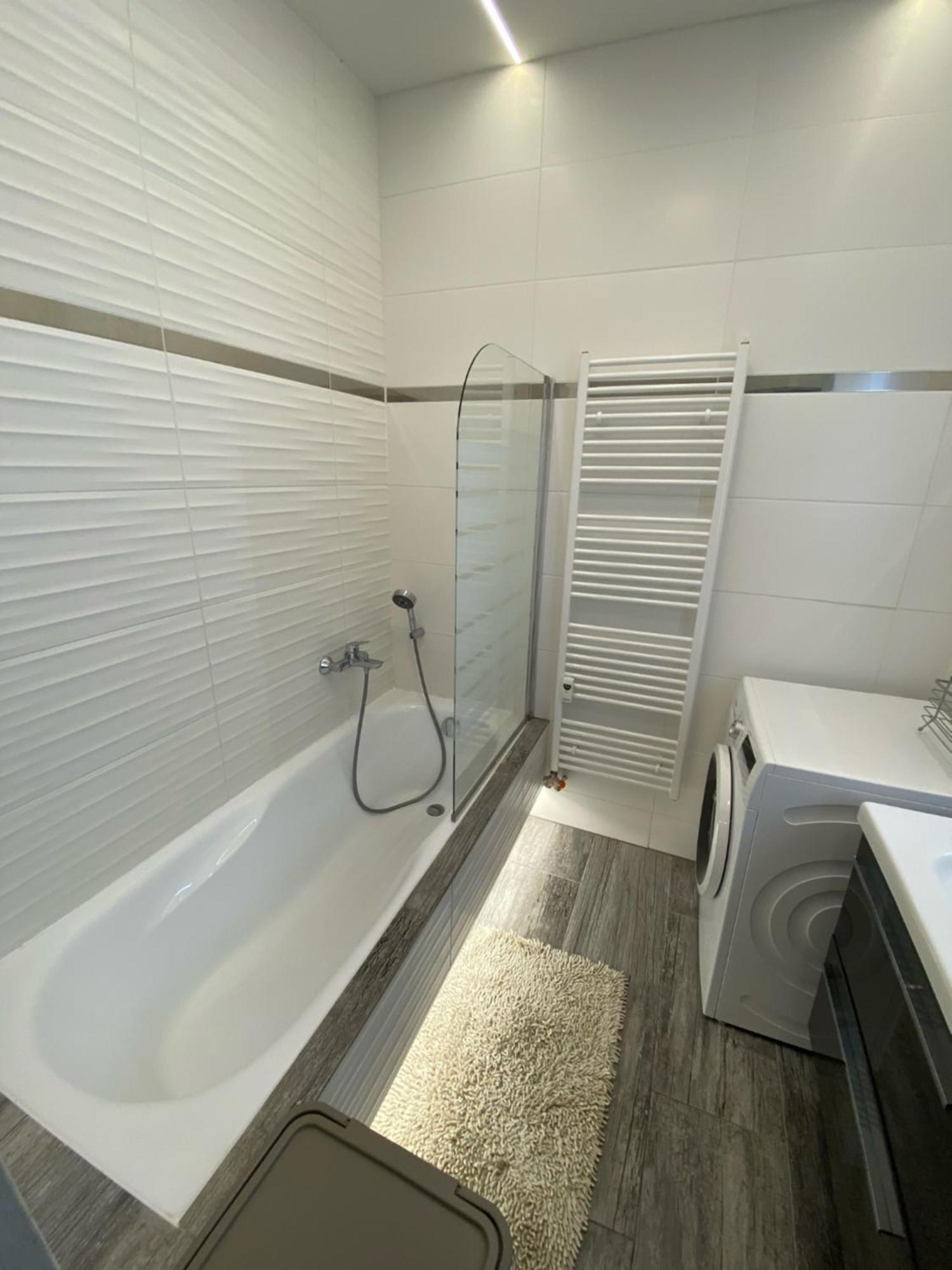 Apartman S Terasou Зволен Екстериор снимка