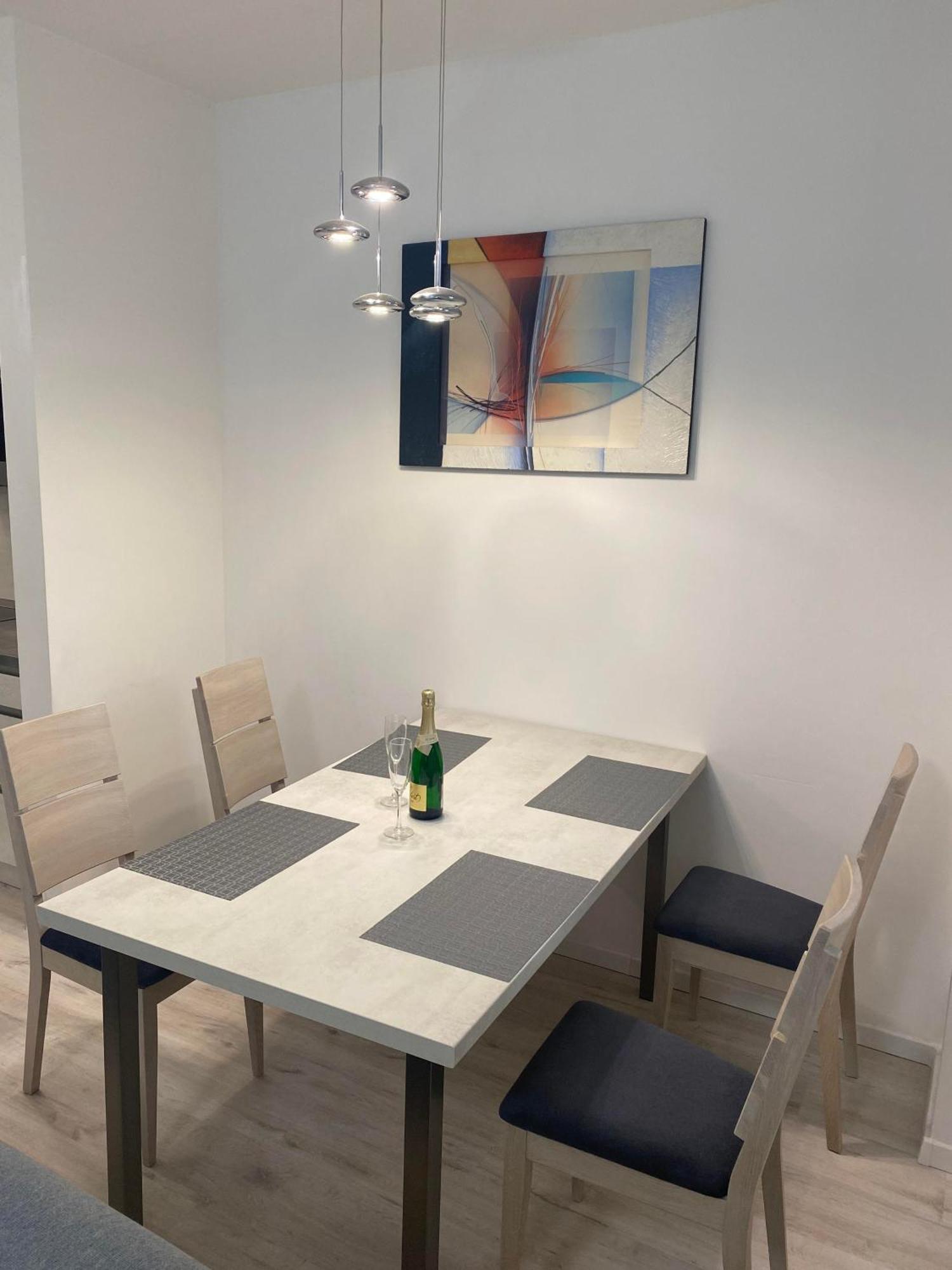 Apartman S Terasou Зволен Екстериор снимка
