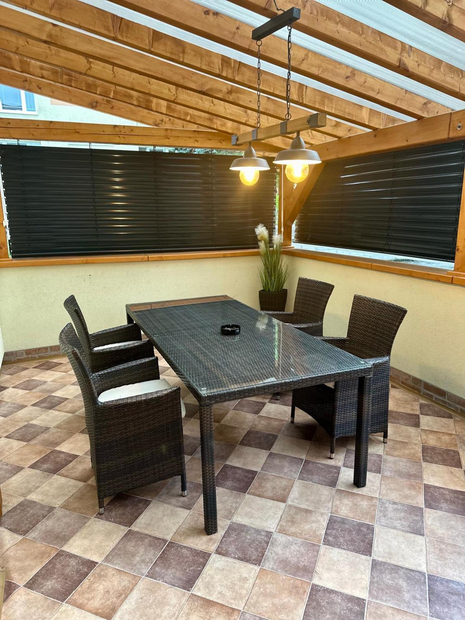 Apartman S Terasou Зволен Екстериор снимка