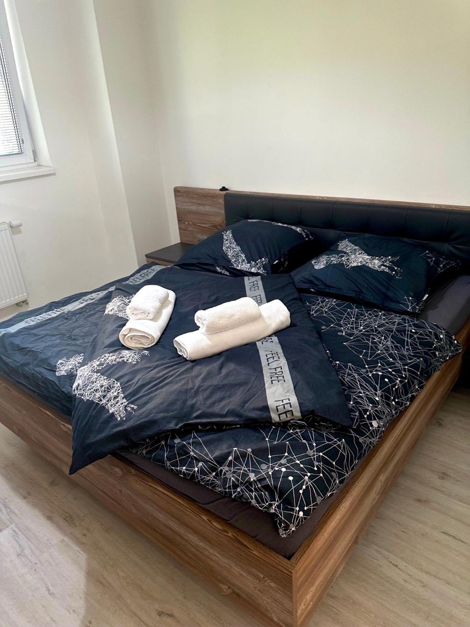 Apartman S Terasou Зволен Екстериор снимка